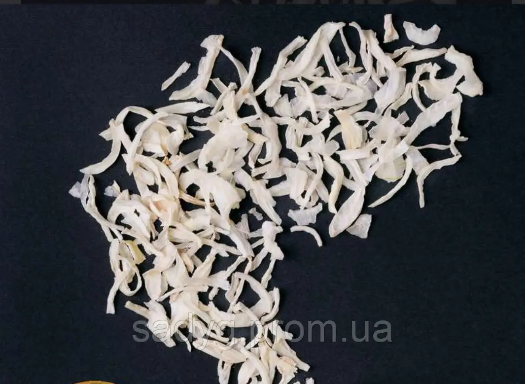 Цибуля ріпчаста сушена шматочками